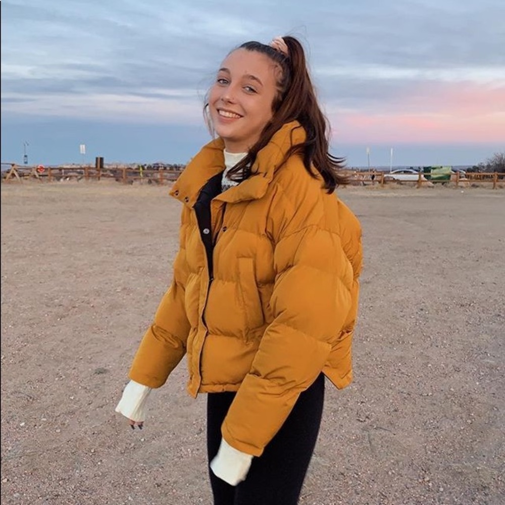 Kendall + Kylie puffer jacket